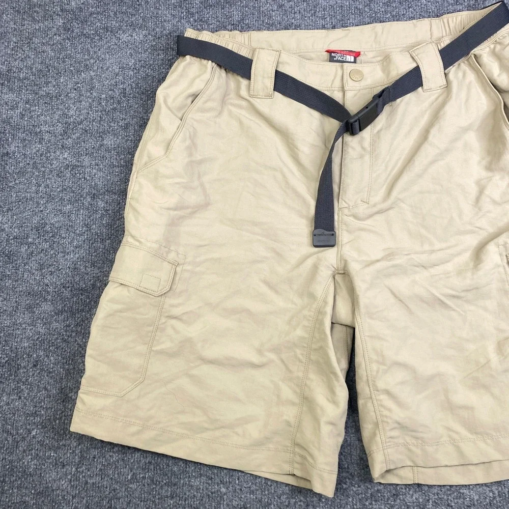 The North Face Paramount Peak Cargo Shorts Dune Beige Mens Large AJFF254 UPF 30